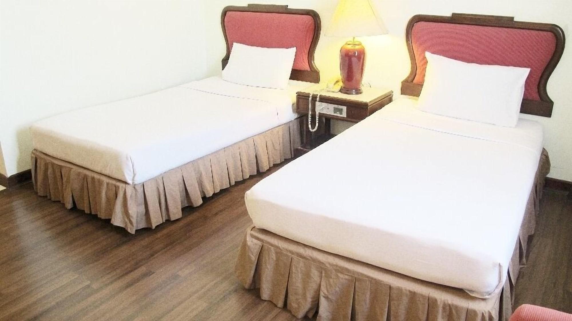 Lee Gardens Hotel Хатъяй Экстерьер фото