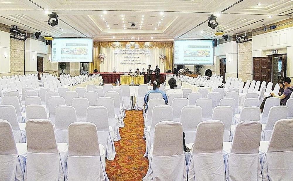 Lee Gardens Hotel Хатъяй Экстерьер фото